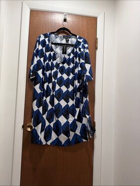 Ashley Stewart Blue and White Geometric V-Neck Tunic